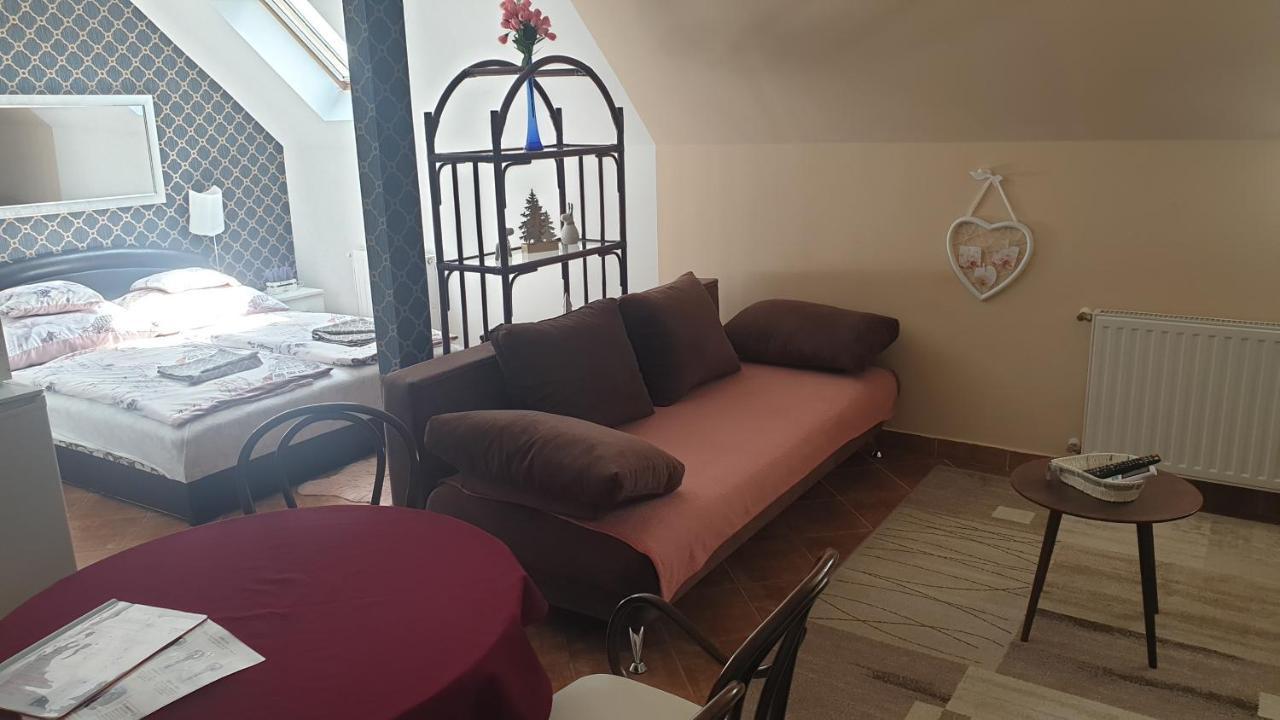 Greta Apartman